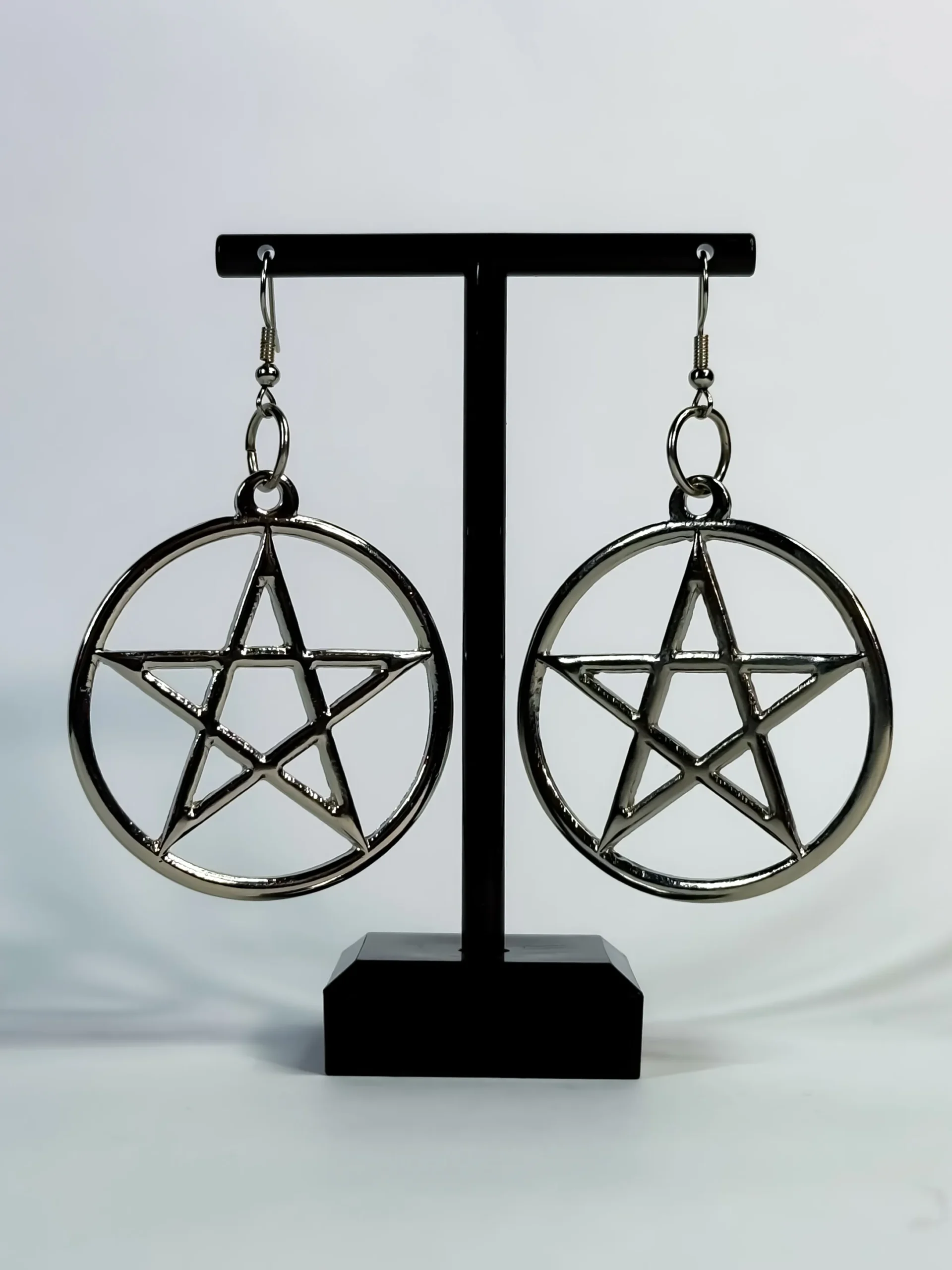 Brinco Satanized - Imagem 4